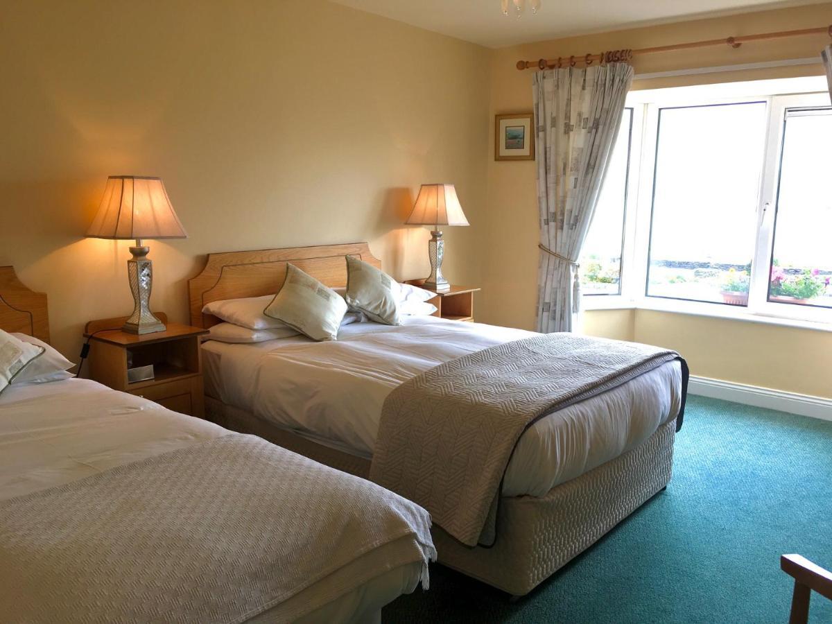 ディングル Coastline House Bed & Breakfast エクステリア 写真